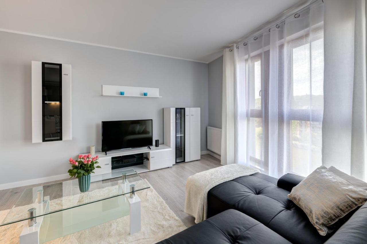 Live & Travel Apartments - Waterlane Island Гданьск Экстерьер фото